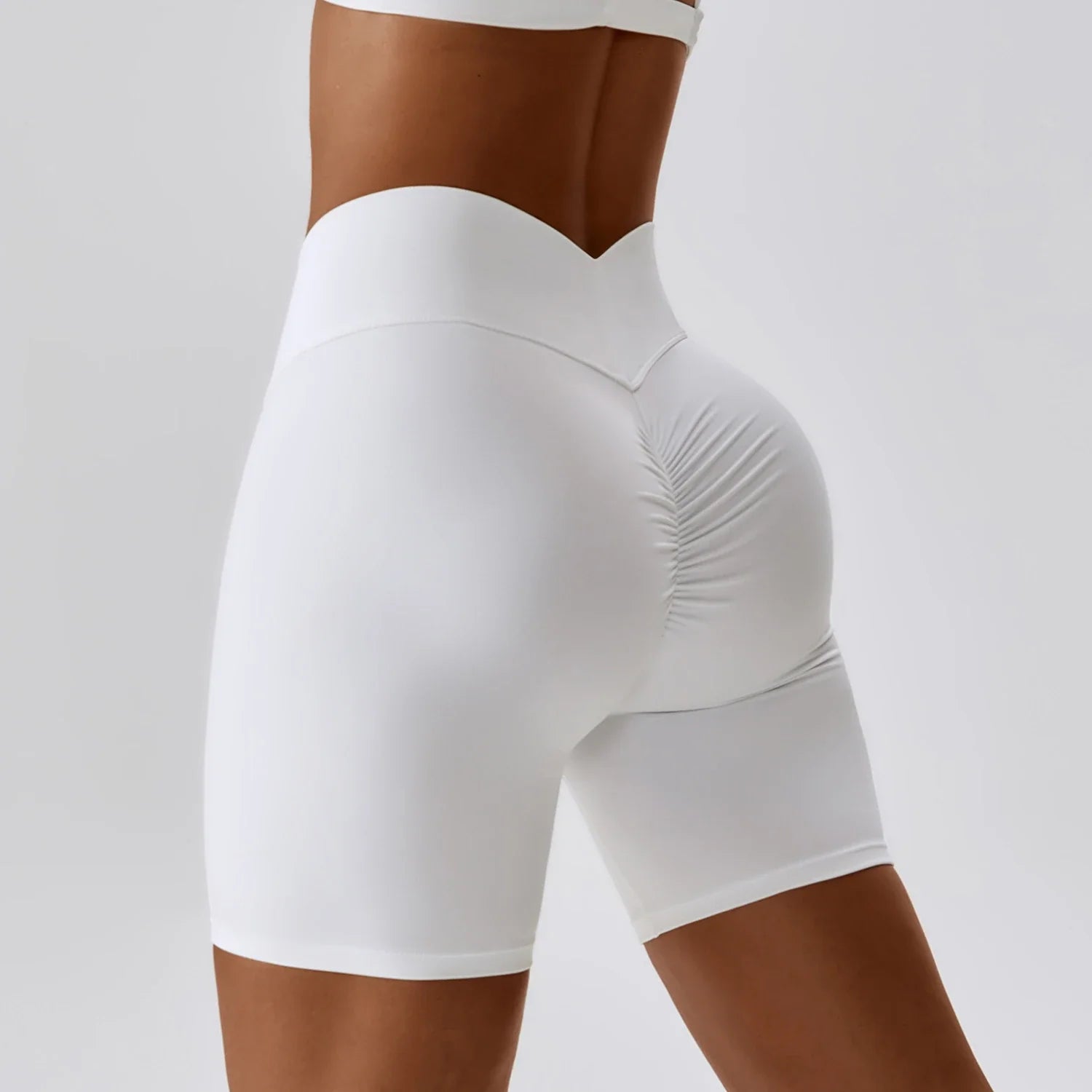 Smooth V-Lift Shorts